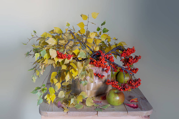Still life with red Rowan branches and autumn leaves - Fotografie, Obrázek