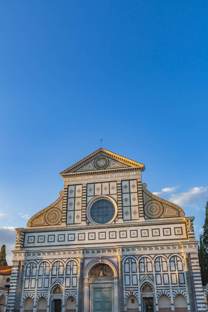 イタリア、フィレンツェのサンタ・マリア ・ ノヴェッラ教会の大聖堂。それは 15 世紀のドミニコ共和国教会です。. - 写真・画像