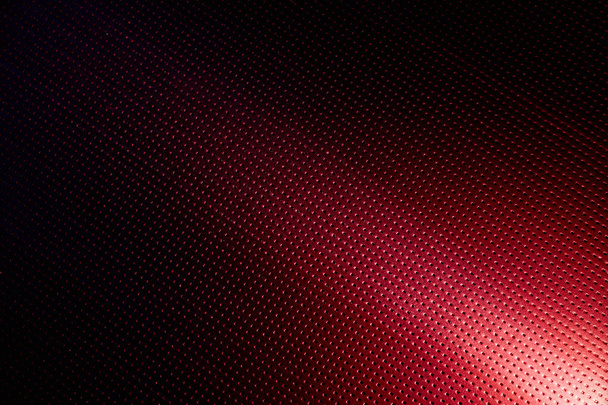 Вузький білий промінь світла на бордовому тлі до точки
 - Фото, зображення