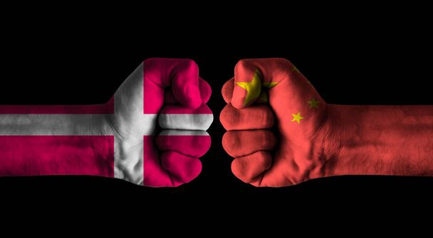 デンマーク vs 中国概念 - 写真・画像