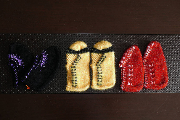 grande mão de malha padrão e multi-coloridas botas meias, artesanato da Anatólia, peru - Foto, Imagem
