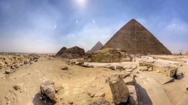 Piramidy w Gizie w Egipcie (jeden z 7 cudów świata) - Materiał filmowy, wideo