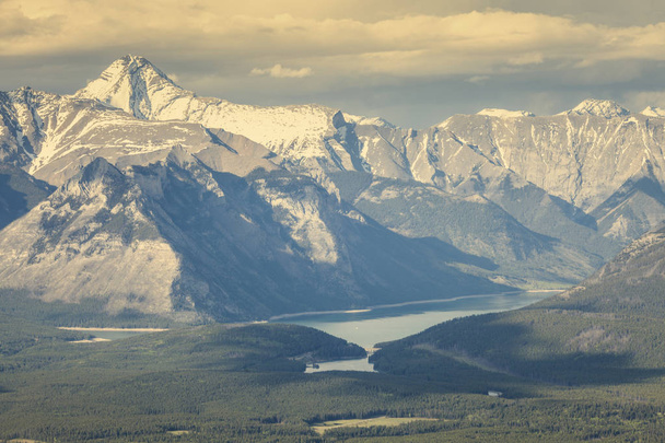 Parc national Banff au Canada. Alberta, Canada
. - Photo, image