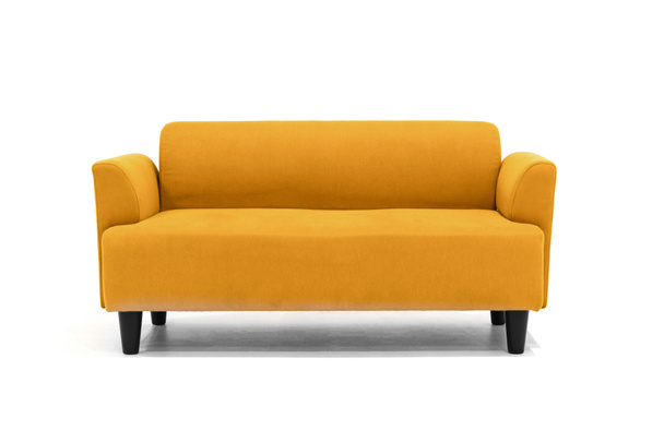 Canapé contemporain de style scandinave marron sur fond blanc avec un design moderne et minimal de meubles pour un salon élégant. - Photo, image