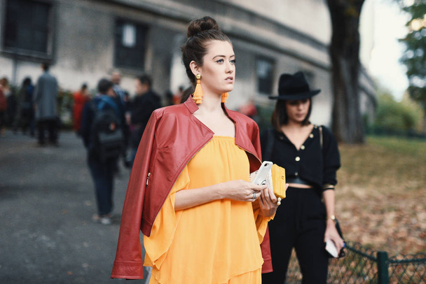 September 30, 2018: Paris, France - Street style appearance during Paris Fashion Week  - PFWSS19 - Fotografie, Obrázek