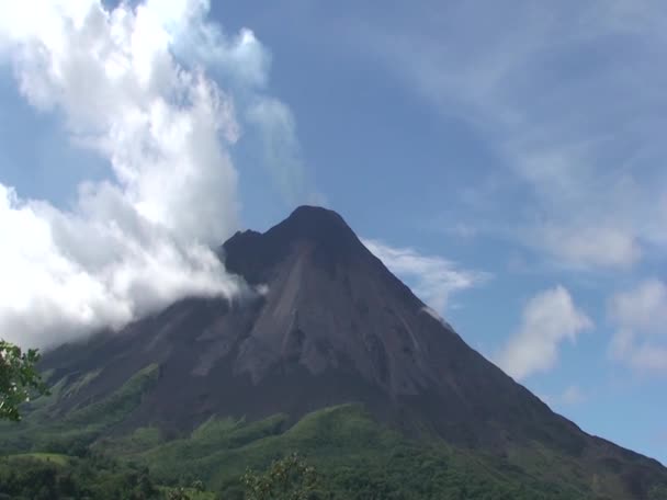 アレナル火山を遮るもののない景色 - 映像、動画