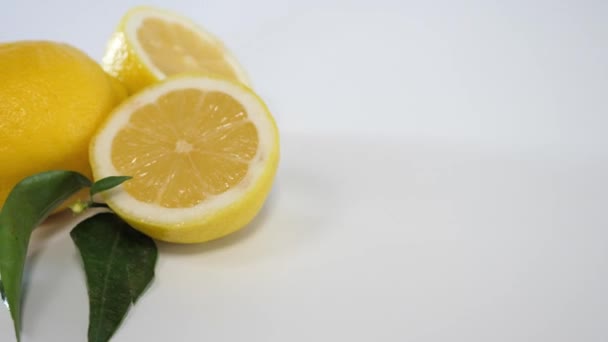 Set de limones en bacground blanco
 - Metraje, vídeo