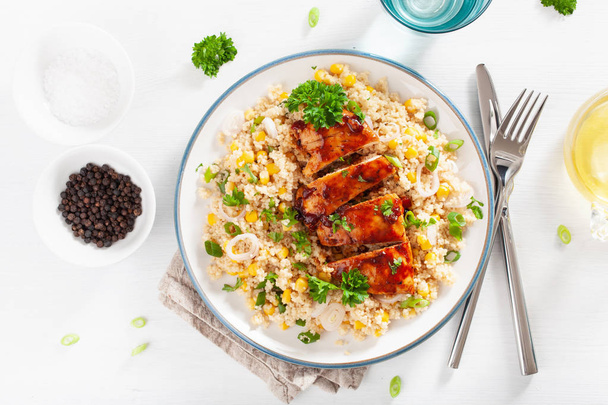 roasted bbq chicken with quinoa sweetcorn onion, healthy lunch - 写真・画像