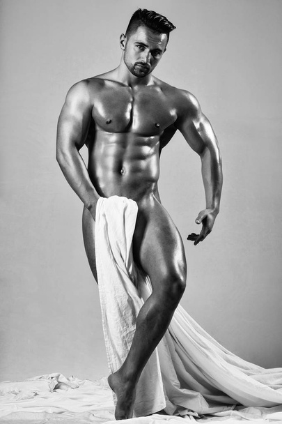 Handsome nude muscular sexy bodybuilder - Photo, Image