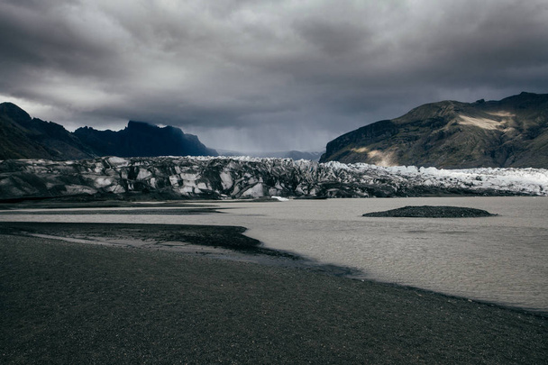 Ледник Джокульсарлон в бурную погоду, Исландия - Фото, изображение