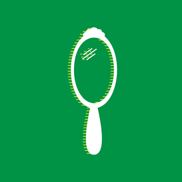 Handspiegelschild. Vektor. weißes flaches Symbol mit gelb gestreiftem Schatten auf grünem Hintergrund. - Vektor, Bild