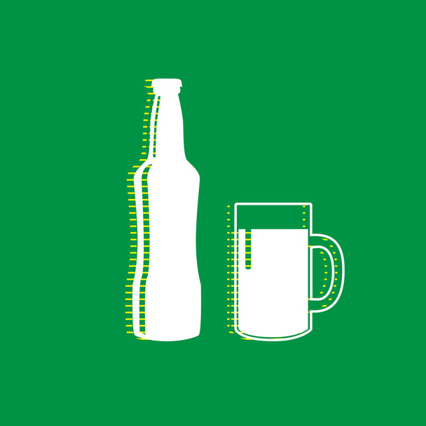 Bierflaschenschild. Vektor. weißes flaches Symbol mit gelb gestreiftem Schatten auf grünem Hintergrund. - Vektor, Bild