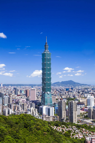 Taipei 101 Skyscraper в Тайбэе, Тайвань. - Фото, изображение