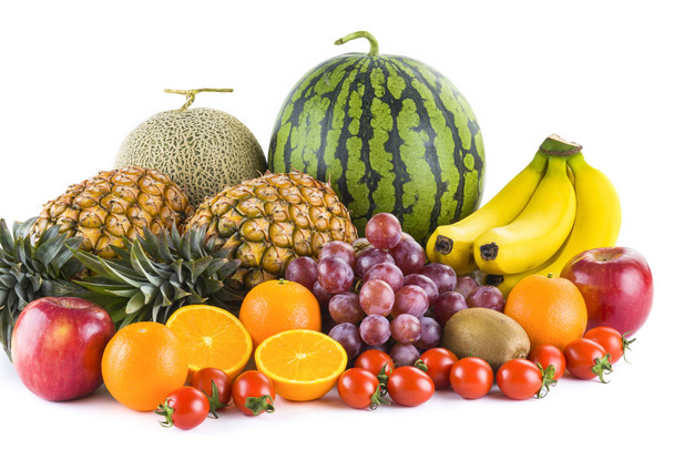 frutas frescas sobre fondo blanco - Foto, imagen