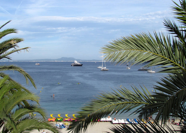 Prachtig zeegezicht in Spanje, Mallorca. Geweldig uitzicht - Foto, afbeelding