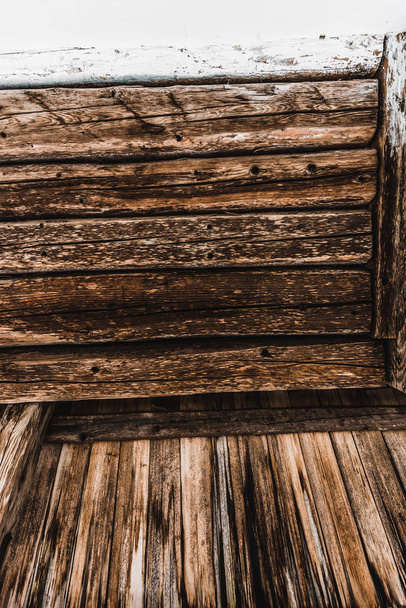 brown weathered textured wooden planks - Foto, imagen
