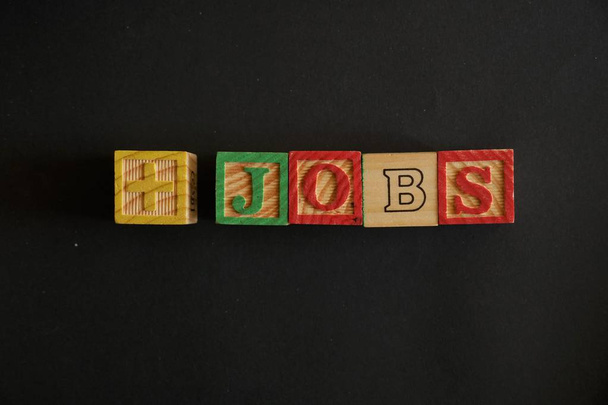 Cuestiones sociales: más empleos
 - Foto, imagen