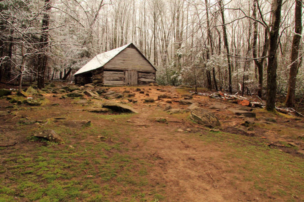 De historische Noah Ogle homestead is een populaire stop langs de Cherokee Orchard Road in Great Smokey Mountains National Park, Gatlinburg (Tennessee) - Foto, afbeelding