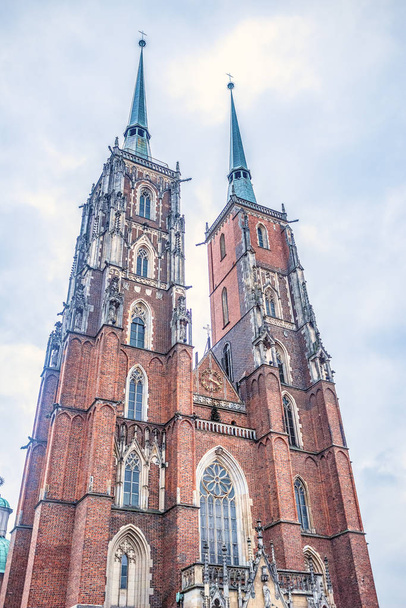 incredibly tall and beautiful church of the name of Jana Chrzciciela - Valokuva, kuva