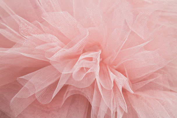 花の形の粉末状のピンクのチュールの束 - 写真・画像