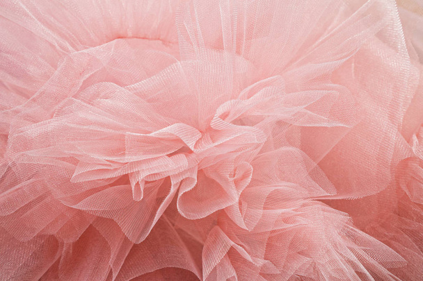 花の形の粉末状のピンクのチュールの束 - 写真・画像
