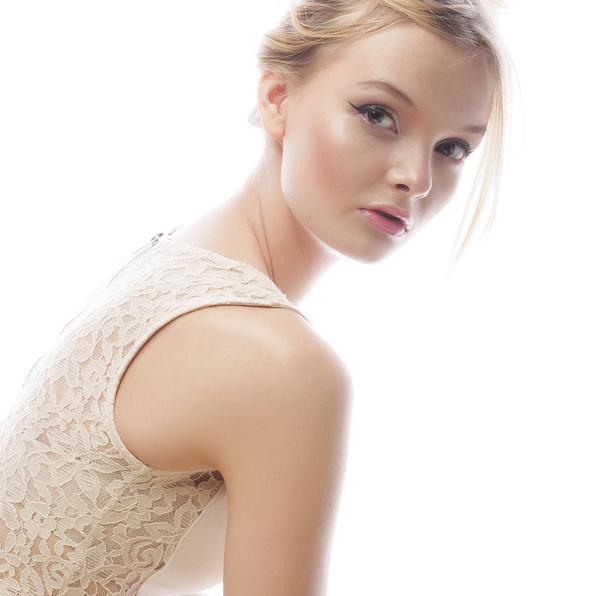 beautiful blonde girl on white background close-up - Fotoğraf, Görsel