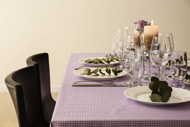 Beau décor de table festive
 - Photo, image