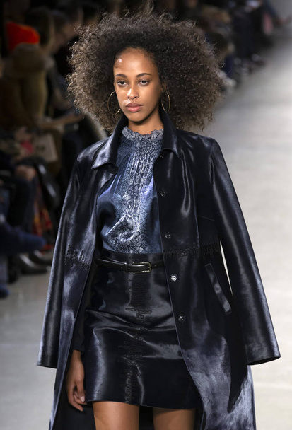 New York, NY - February 07, 2019: A model walks the runway at the Elie Tahari Fall Winter 2019 fashion show during New York Fashion Week - Fotó, kép