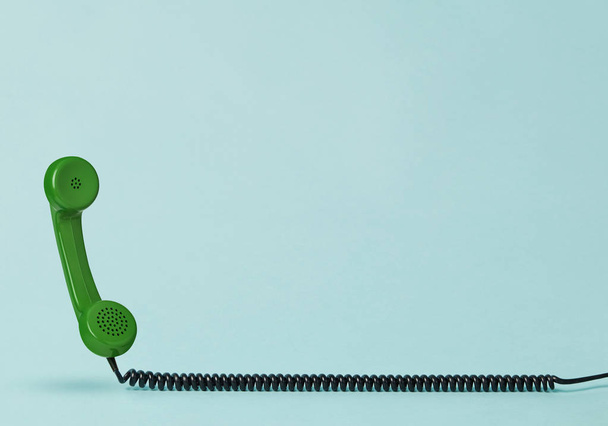 Телефонный приемник с шнуром
 - Фото, изображение