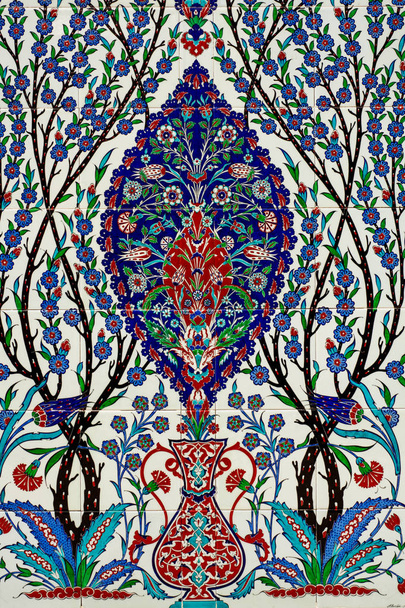 Laatta ja keraaminen ottomaanien tyyliin
 - Valokuva, kuva