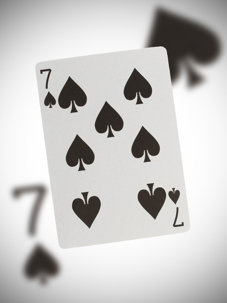 Jugando a las cartas, siete de picas
 - Foto, Imagen