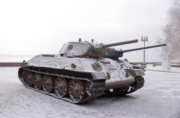 Legendás szovjet T-34 a tér, a Múzeum panoráma a csata Sztálingrád a tankok. Az előtérben, a T-34-76, mögötte T-34-85. - Fotó, kép