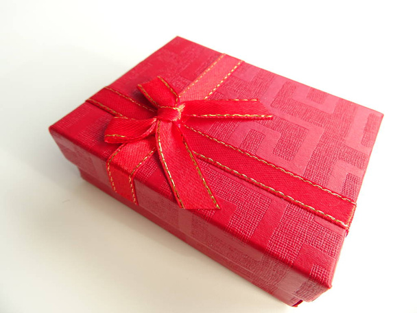 Isolated Red Gift Box with a Red Bow - Zdjęcie, obraz