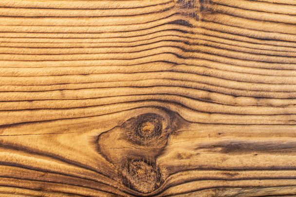 spleet in verbrande hout close-up - Foto, afbeelding