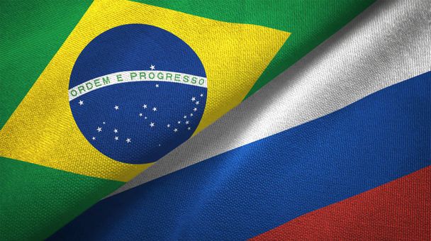 Rusia y Brasil banderas juntas relaciones textil tela textura
 - Foto, imagen