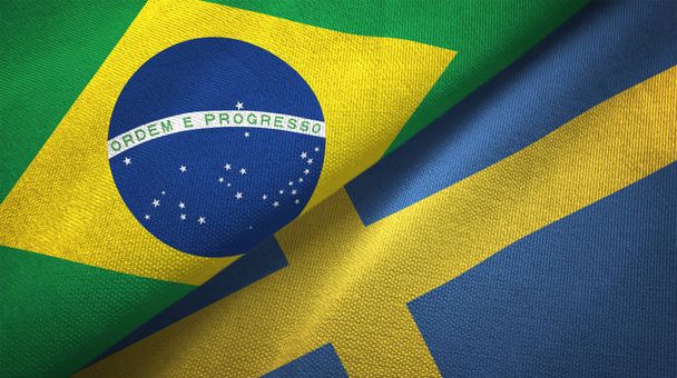 Zweden en Brazilië vlaggen samen betrekkingen textiel doek stof textuur - Foto, afbeelding