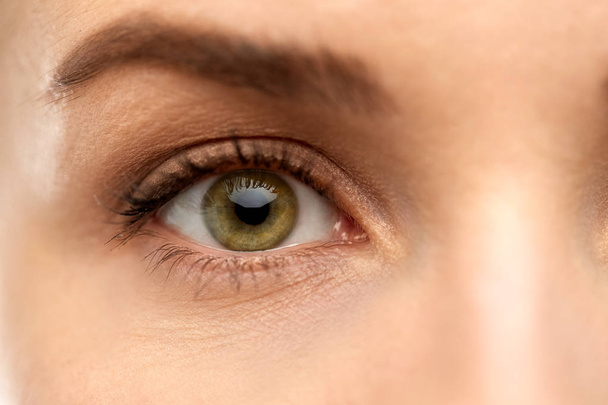 close up of woman eye - Фото, зображення