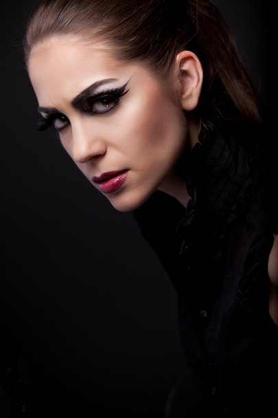Beautiful woman with long hair and evening make-up - Fotoğraf, Görsel