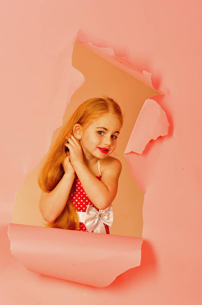 Retro look, hairdresser, makeup. Fashion and beauty, pinup style, childhood. Child girl in stylish glamour elegant dress. Retro girl or fashion model, beauty. Little girl in vintage dress, prom. - Foto, afbeelding