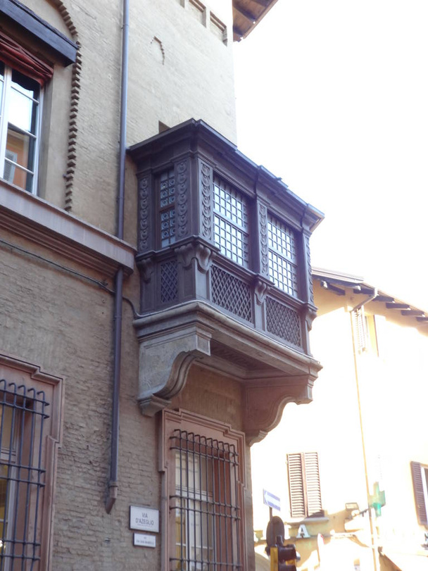 Wooden Balcony with Ornaments in Bologna - Foto, immagini