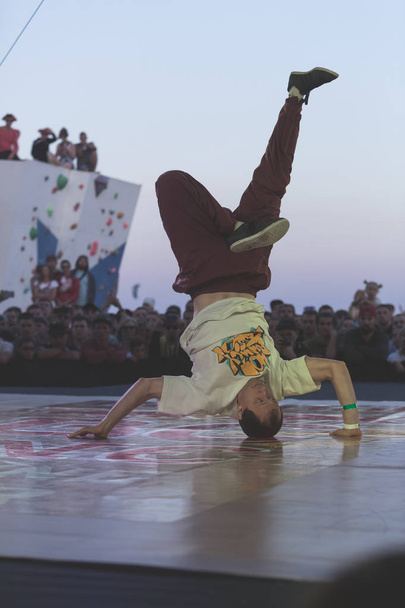 Odessa, Ukraine, August 24, 2017: Dancing battle. Championship of break dance and hip hop styles - Fotoğraf, Görsel