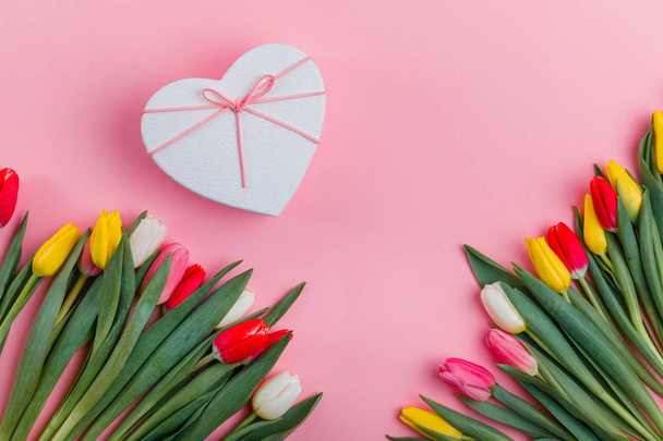 Valentine's day concept. Valentine's Day tulips. Holiday greeting card for Valentine's Day, Woman's Day, Mother's Day. - Foto, Bild