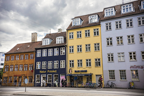 Copenhagen stadsgezicht, kleurrijke huizen in het centrum van Kopenhagen, Denemarken - Foto, afbeelding