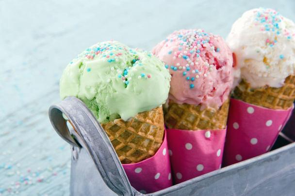 Deliciosos conos de helado - Foto, imagen
