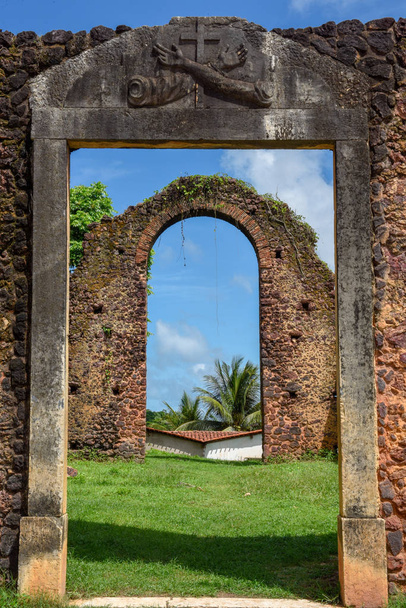 Ruines de l'Ordem Terceira de Sao Francisco de Assis à Alcantara sur Bazil
 - Photo, image