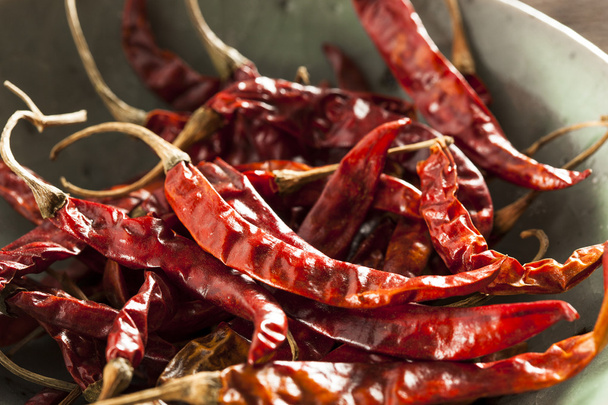 Organic Dried Red Hot Peppers - Foto, imagen