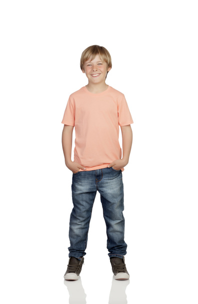 uśmiechnięty chłopiec z dżinsami stałego - Zdjęcie, obraz