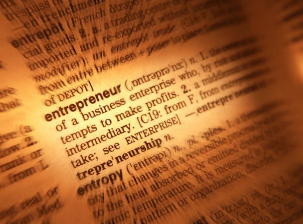 Detail stránky slovníku zobrazuje definici slovo podnikatel - Fotografie, Obrázek