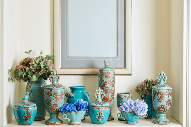  cadre photo, bouquets et turquoise sur étagère
  - Photo, image