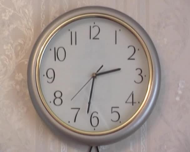 yellow wall clock in the apartment - Footage, Video